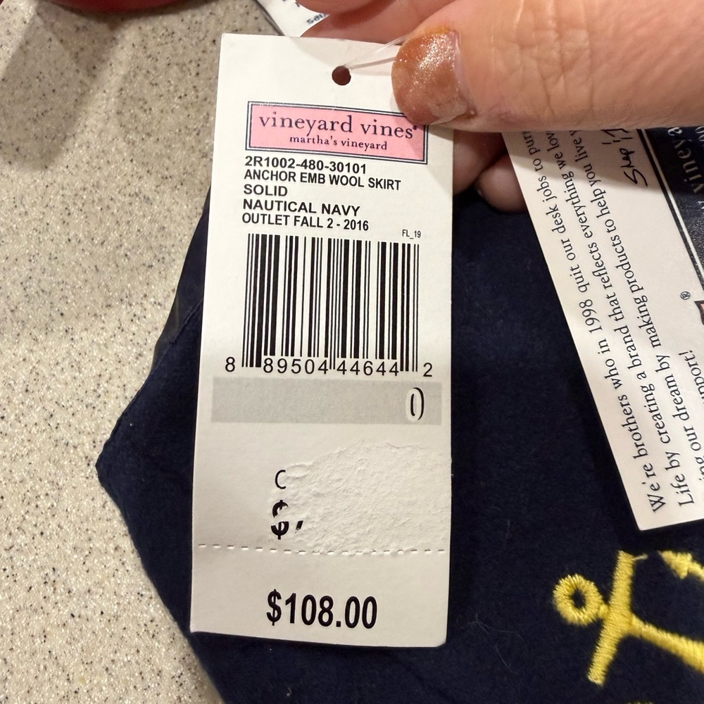 NWT Vinyard Vines Women’s Navy Mini Skirt with Yellow Embroidered Anchors sz: 0 - Picture 5 of 6